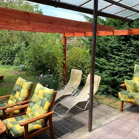 Ferienhaus Pipacs Balatonszarszo